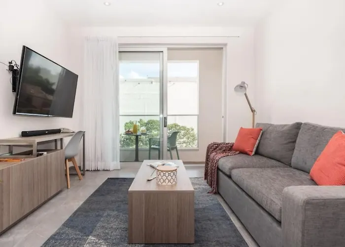Stylish 1br Downtown Pool , Gallery, Wifi,spa *