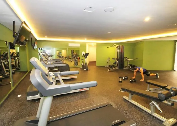 Stylish 1br Downtown Pool , Gallery, Wifi,spa