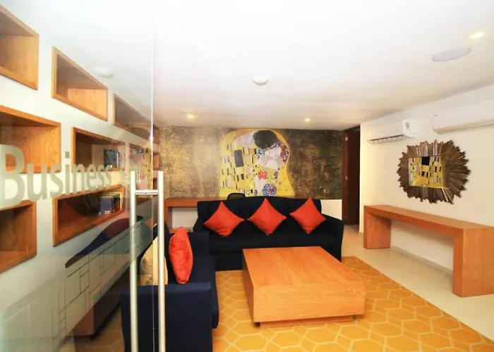 Apartment Stylish 1br Downtown Pool , Gallery, Wifi,spa